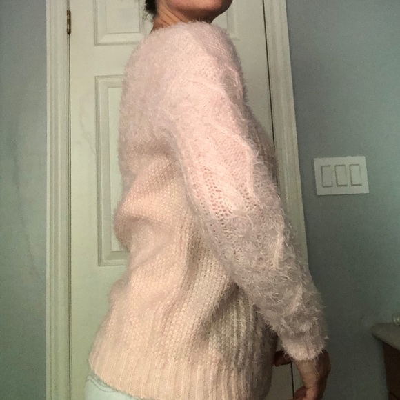 Baby pink knit-sweater - Picture 2 of 7